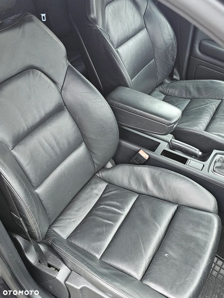Audi A4 Limousine 1.8T - 13