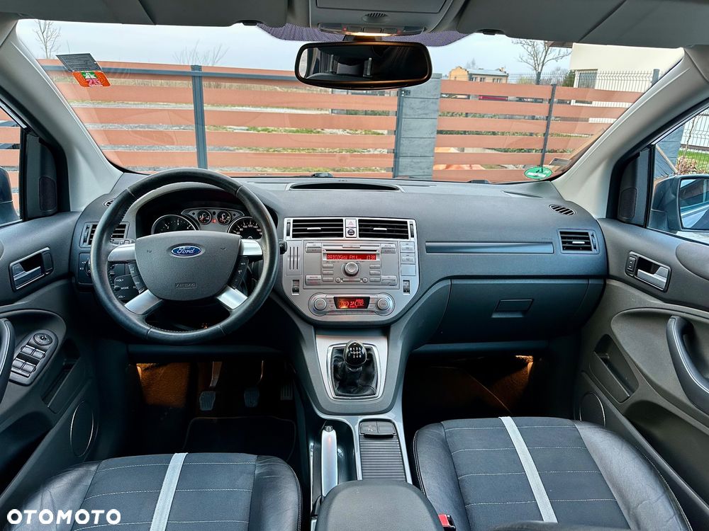 Ford Kuga 2.0 TDCi 4x4 Titanium - 5