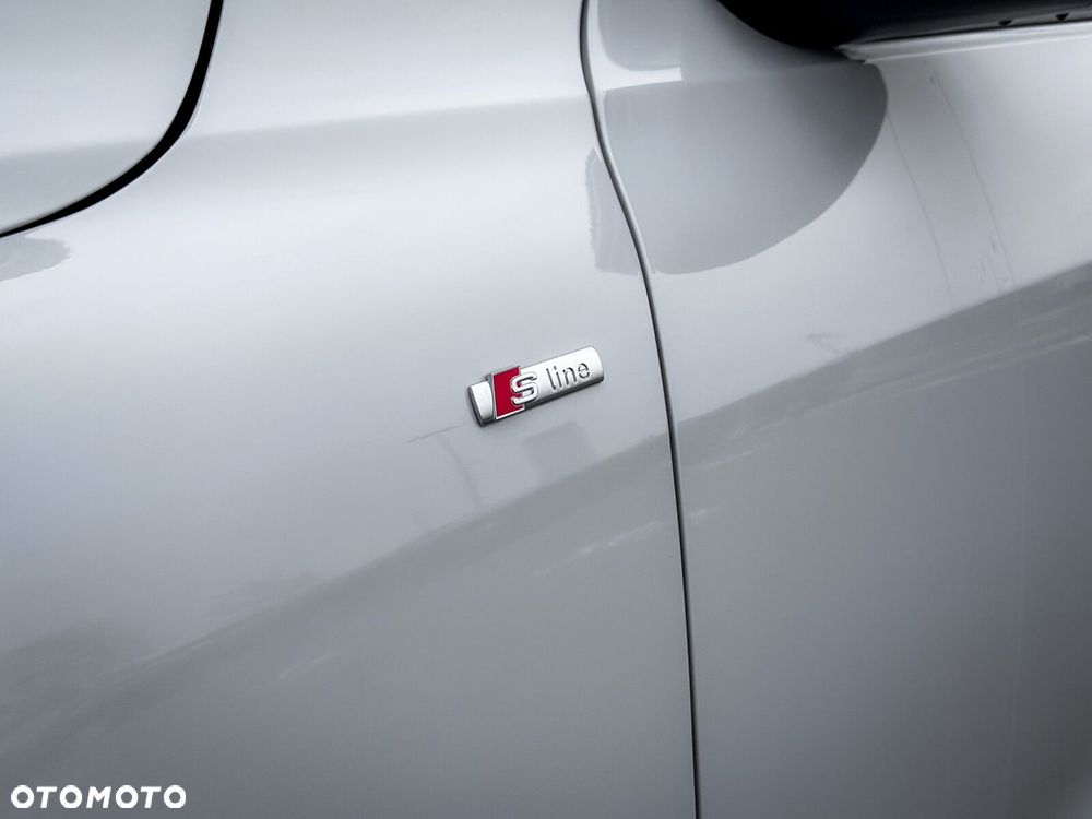 Audi Q5 Sportback - 4