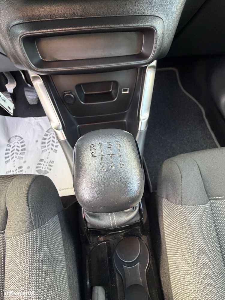 Citroën C3 Aircross 1.2 PureTech Shine Pack - 34