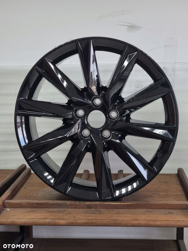 Oryginalna Felga Alufelga Audi Q2 Q2l Q4 E-tron Rs3 Sq2/19 Cali - 2