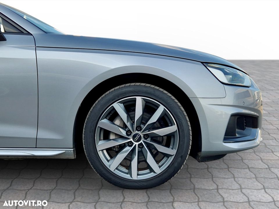 Audi A4 40 TDI quattro S tronic advanced - 12