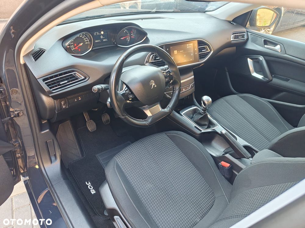 Peugeot 308 - 22