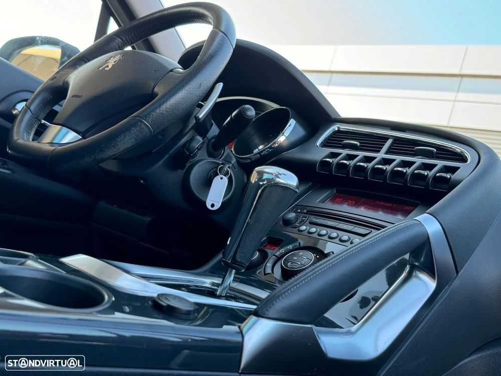 Peugeot 3008 1.6 e-HDi Allure 2-Tronic - 10