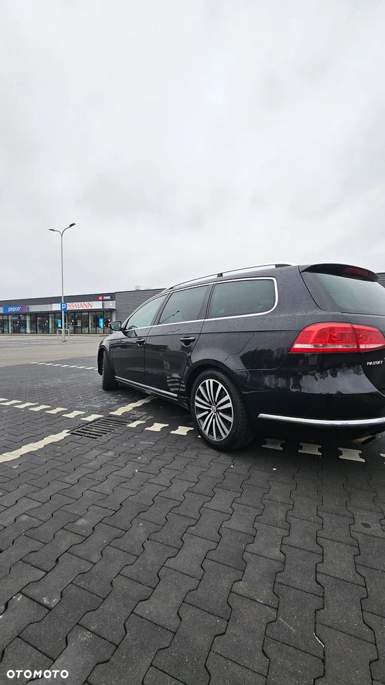 Volkswagen Passat 2.0 TDI 4Mot Highline DSG - 5