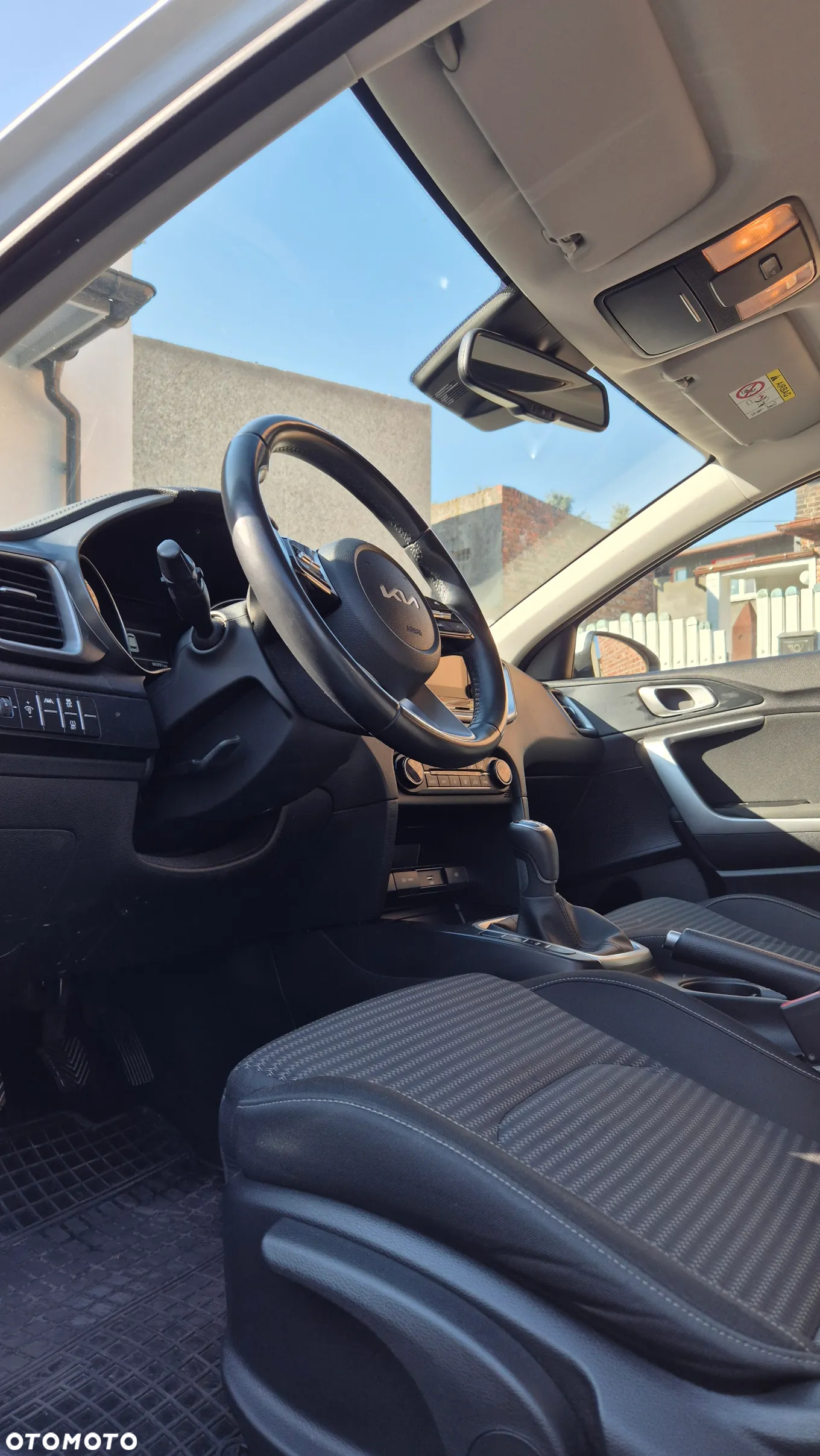 Kia Ceed 1.5 T-GDI M - 17
