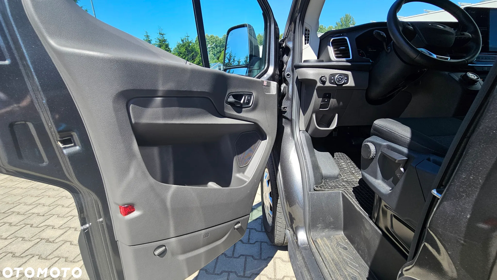 Ford Transit - 11