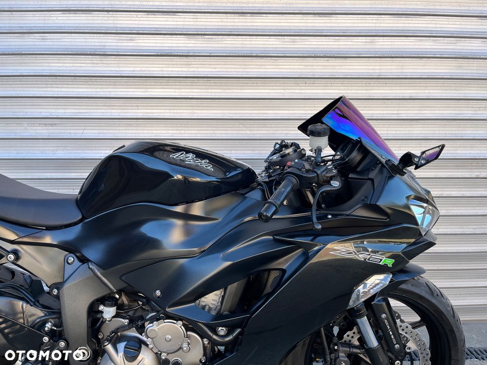 Kawasaki ZX - 11