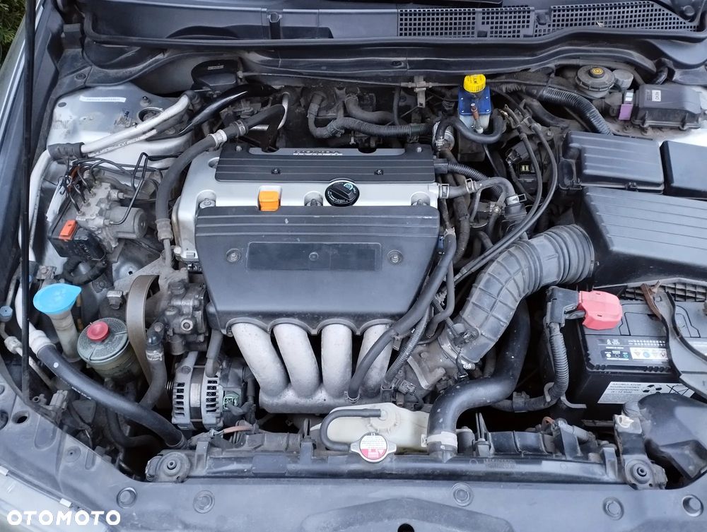 Honda Accord 2.0 i Sport - 11