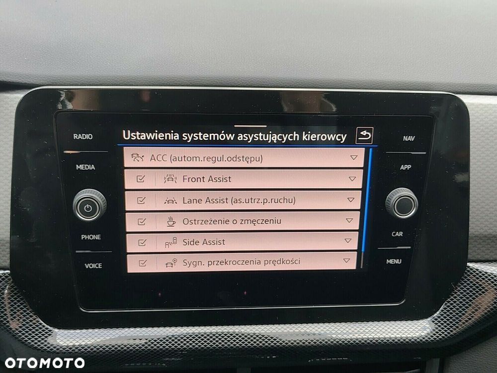 Volkswagen T-Cross 1.5 TSI ACT Life Plus DSG - 18