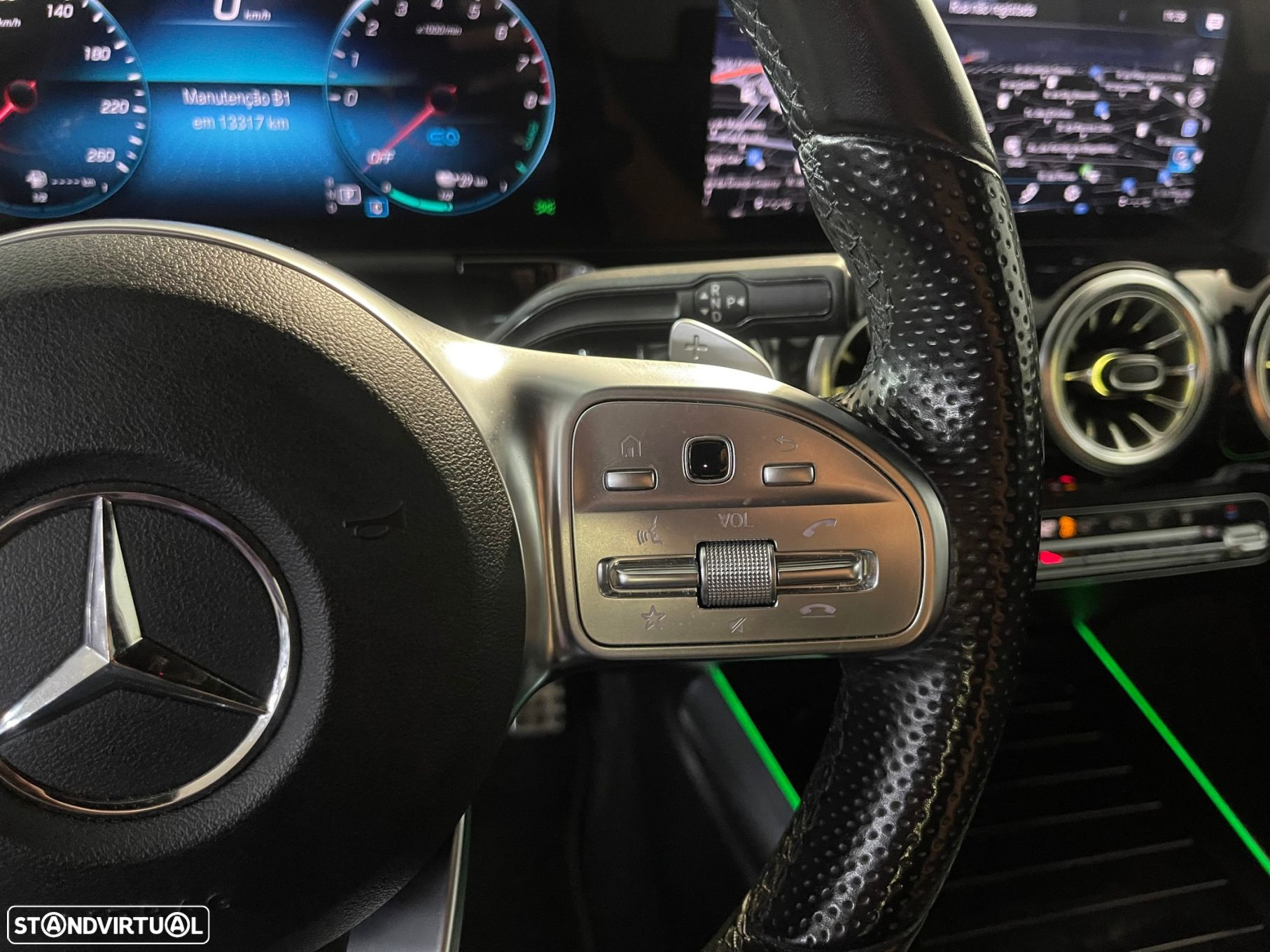 Mercedes-Benz GLA 250 e AMG Line - 19