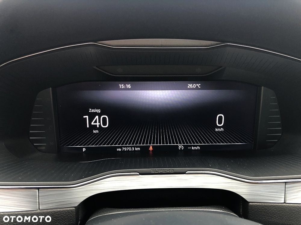Skoda Superb 2.0 TDI SCR Style DSG - 20