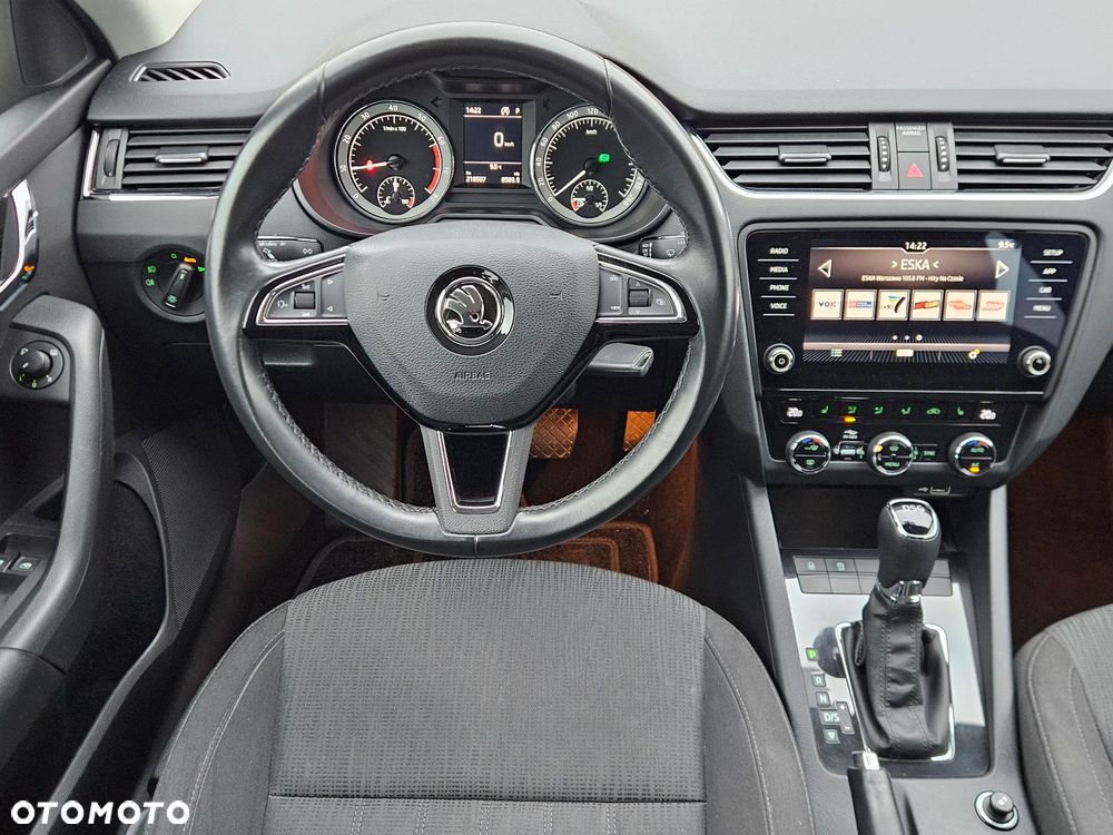 Skoda Octavia 1.5 TSI ACT Style DSG - 6