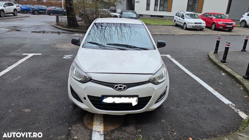 HYUNDAI i20 2015 — imagine 4