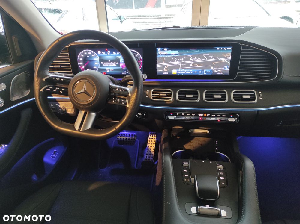 Mercedes-Benz GLS - 21