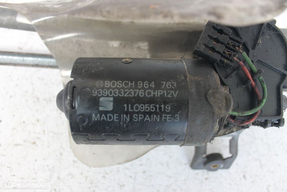 Limpa Para Brisas VW Caddy de 1999 - 3