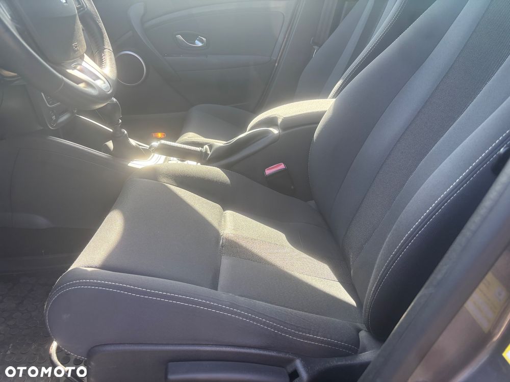 Renault Megane TCe 130 Dynamique - 28