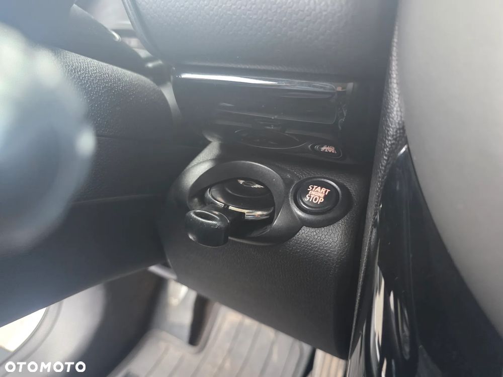 MINI Countryman - 25