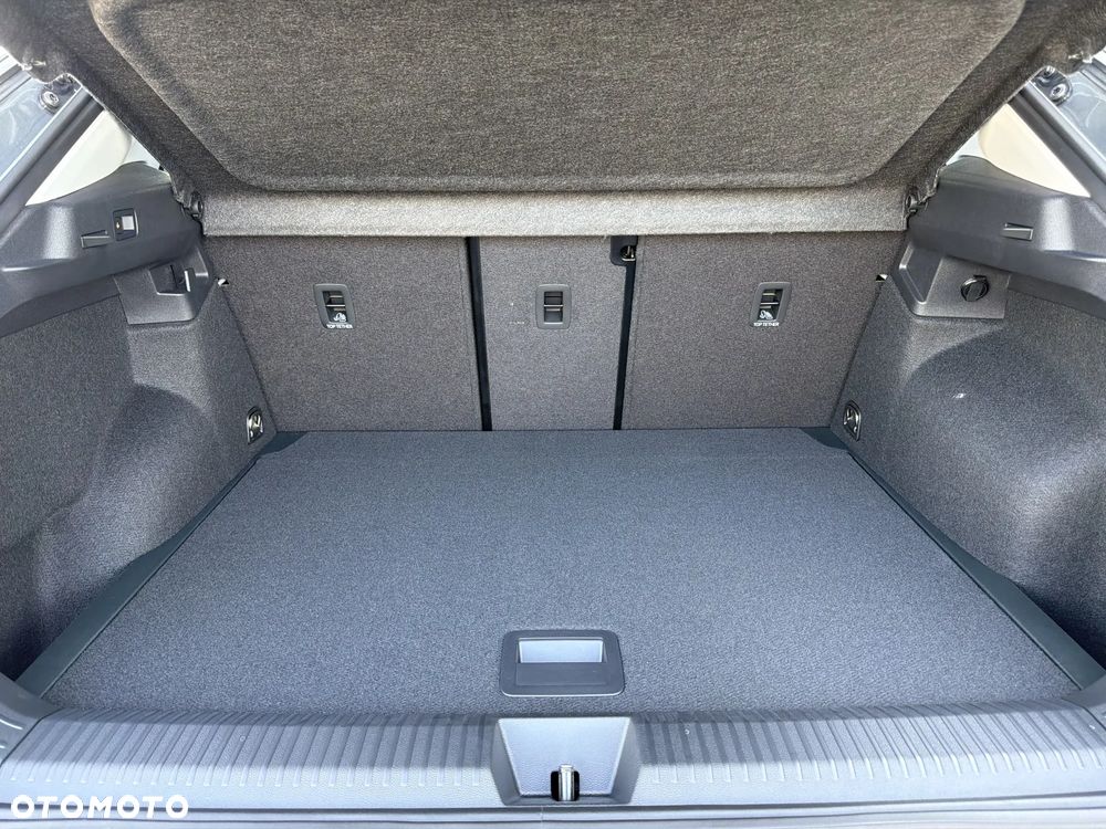 Volkswagen T-Roc 1.5 eTSI Style DSG - 18