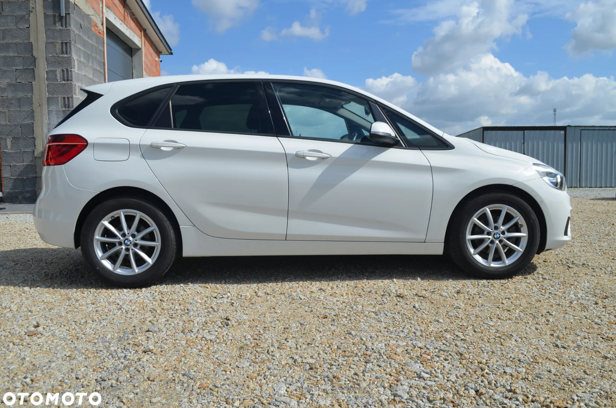 BMW Seria 2 216d - 3