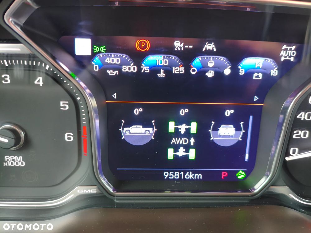 GMC Sierra - 8