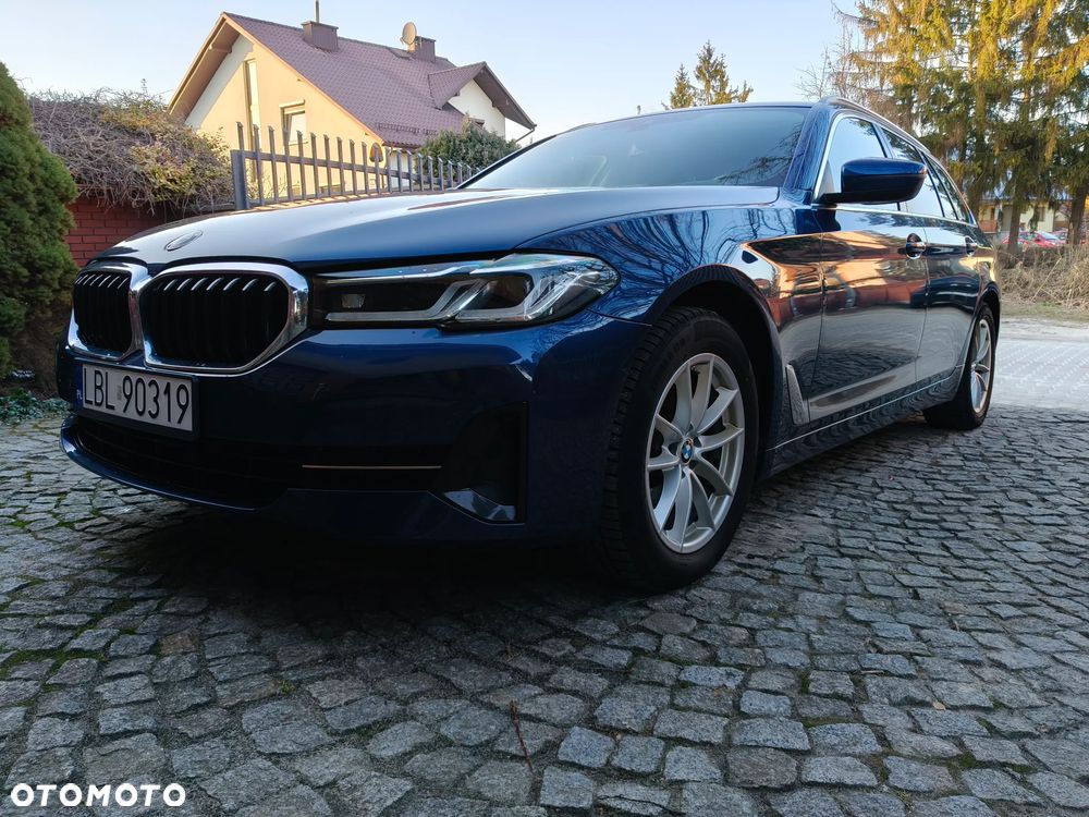 BMW Seria 5 520d xDrive Luxury Line sport - 2