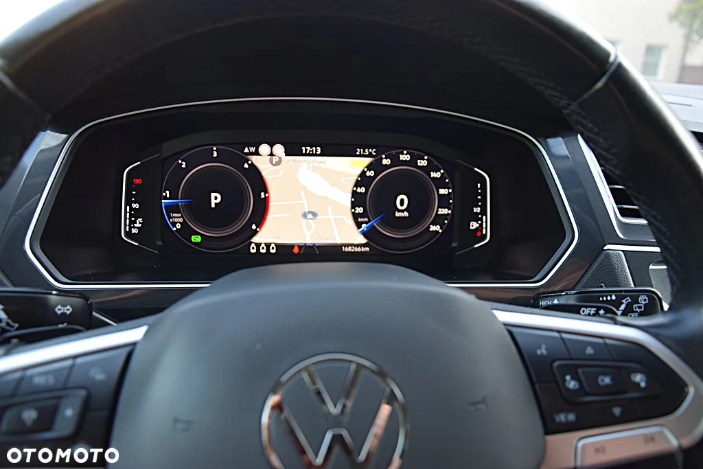 Volkswagen Tiguan 2.0 TDI R-Line DSG - 18