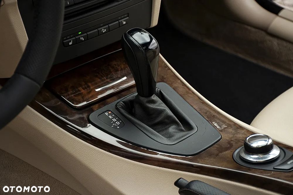 BMW Seria 3 330xd - 28