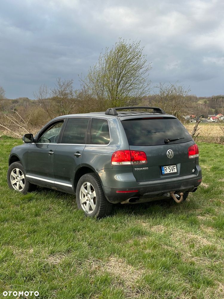 Volkswagen Touareg - 5