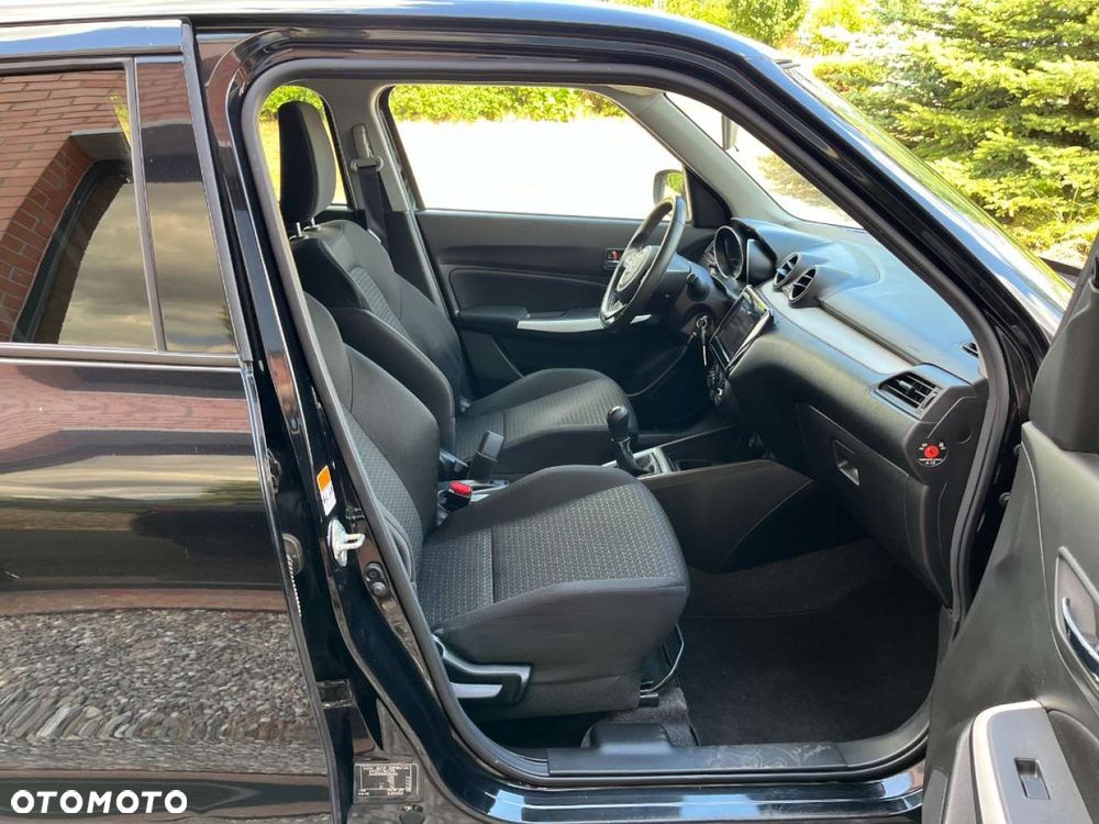 Suzuki Swift 1.2 Premium - 22