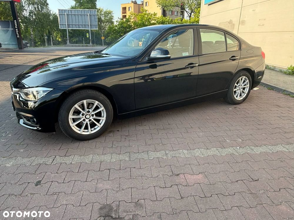 BMW Seria 3 318i - 2