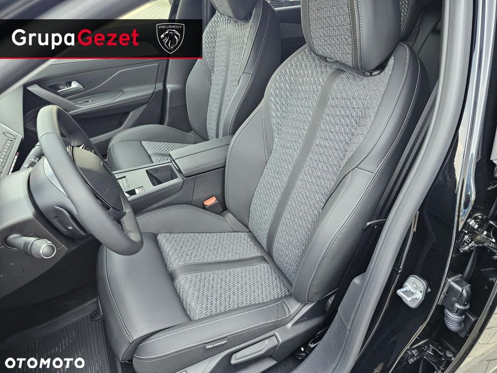 Peugeot 408 - 5