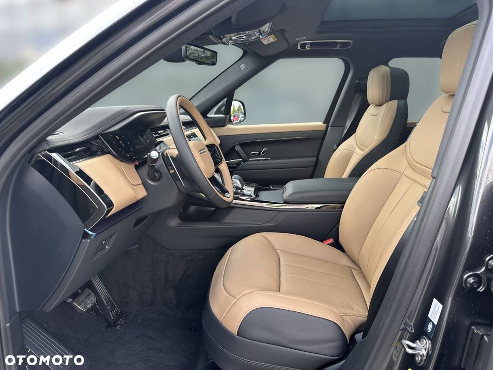 Land Rover Range Rover Sport - 11