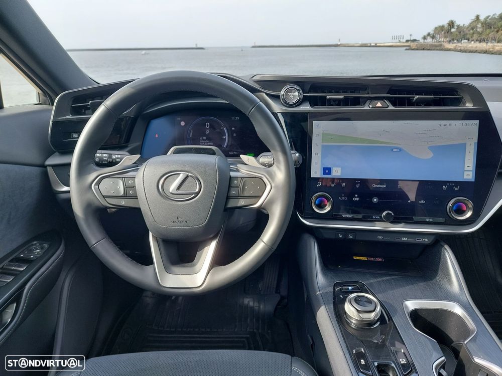 Lexus RZ 450e Luxury - 10