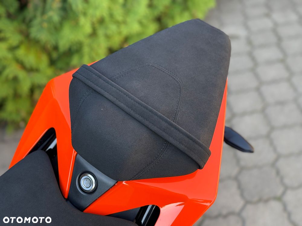 KTM RC 125 - 30