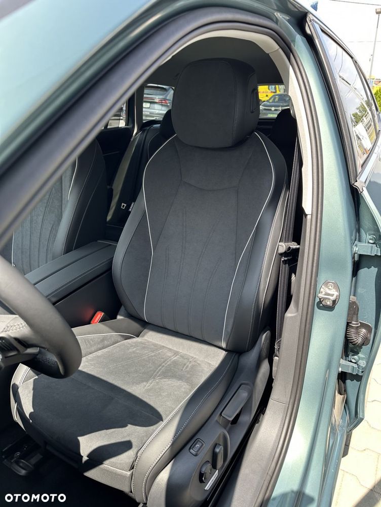 Volkswagen Passat - 13
