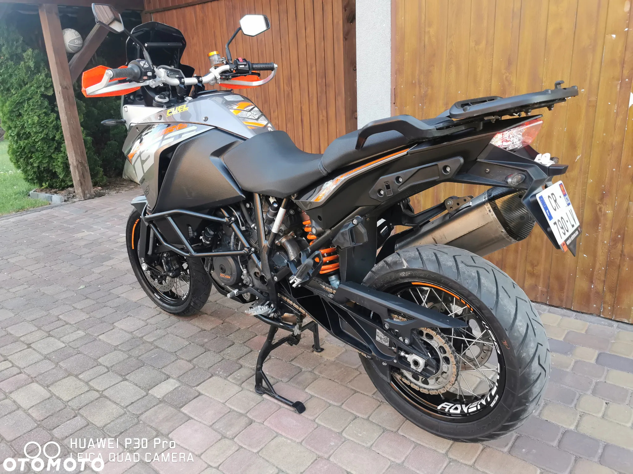 KTM Adventure - 13