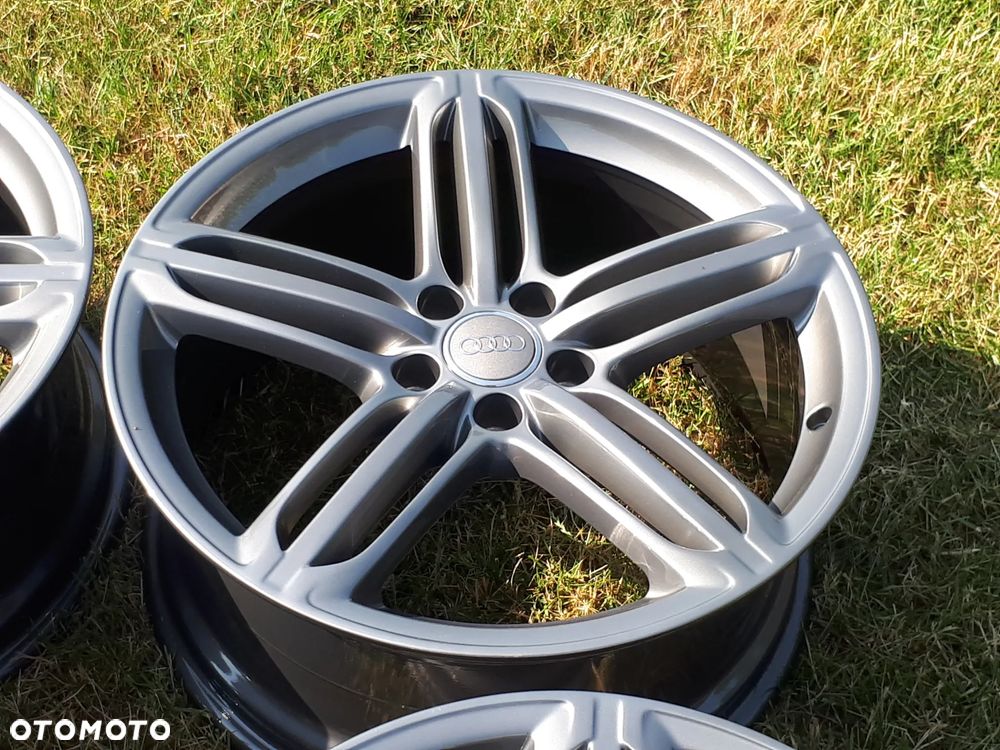 Oryginalne felgi Audi A6 A4 Pompei 8,5x19et43 8K060125AK - 4