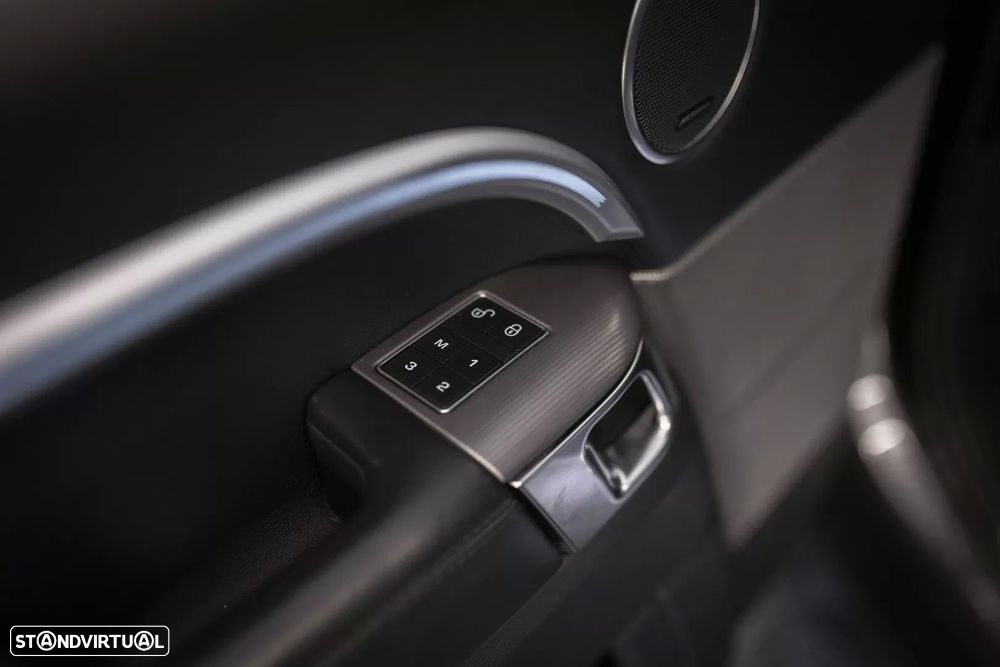 Land Rover Range Rover Sport SD4 - 13