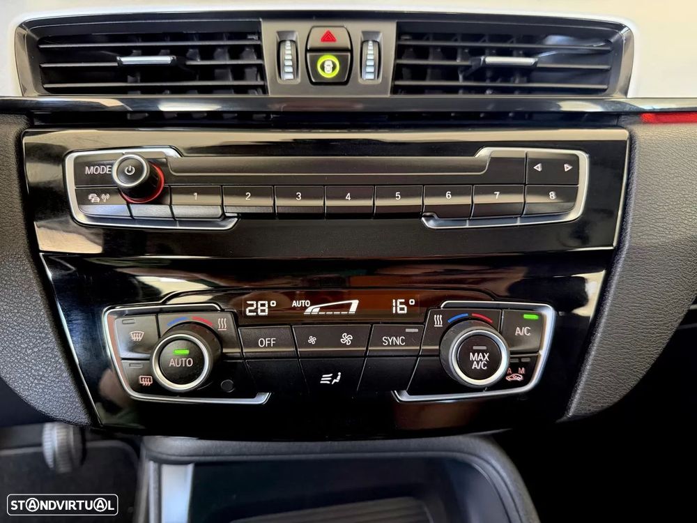 BMW X1 16 d sDrive Line xLine - 58