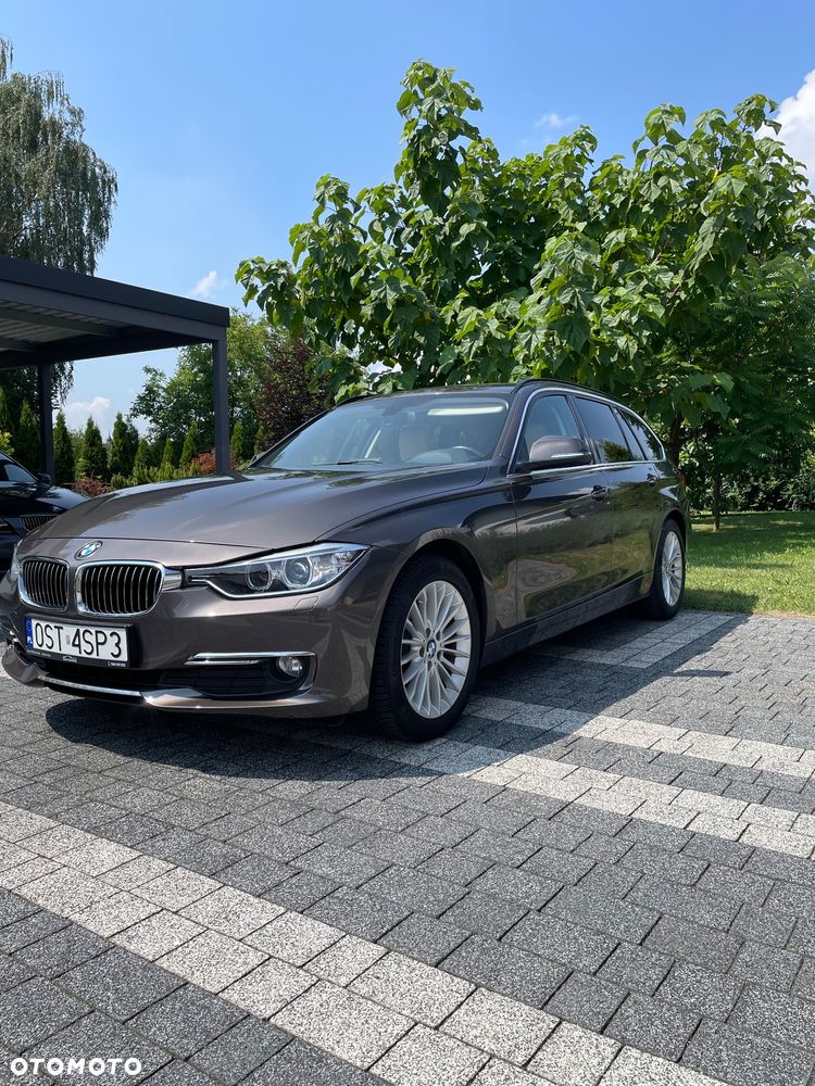 BMW Seria 3 318d Luxury Line - 2