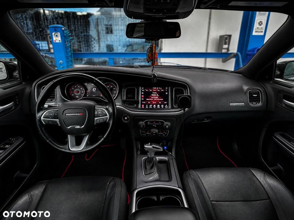 Dodge Charger - 10