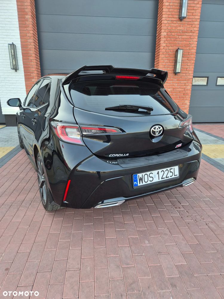Toyota Corolla - 13