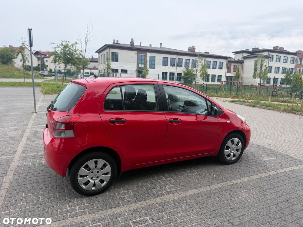Toyota Yaris 1.0 Terra A/C - 5