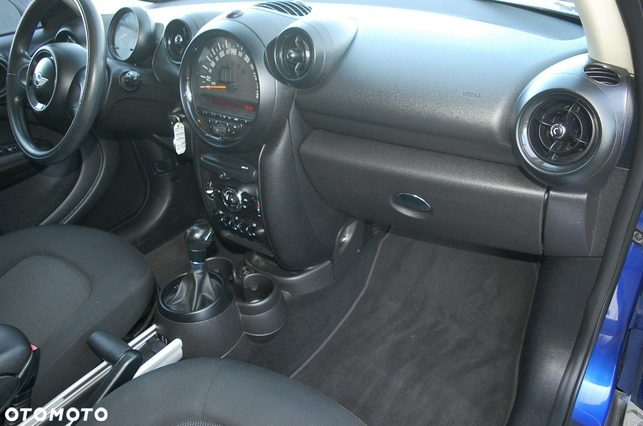 MINI Countryman - 25