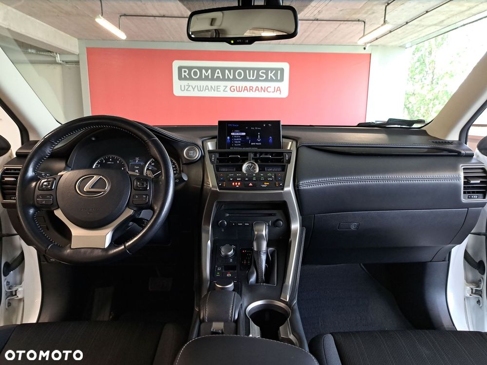 Lexus NX 200t Elite AWD - 19