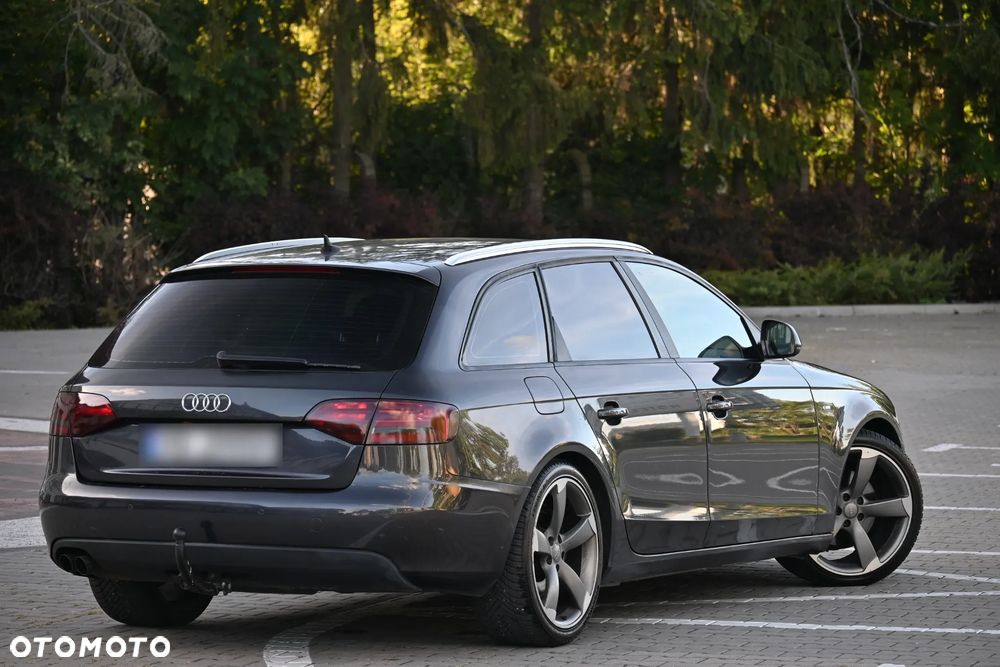 Audi A4 Avant 2.0 TDI - 10
