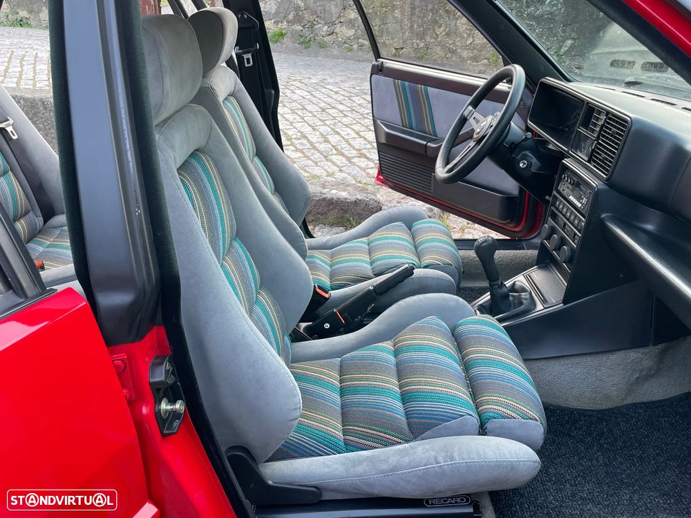 Lancia Delta 1.6 HF Turbo - 17