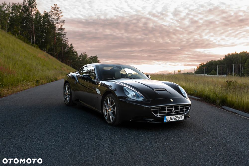 Ferrari California F1 DCT - 1