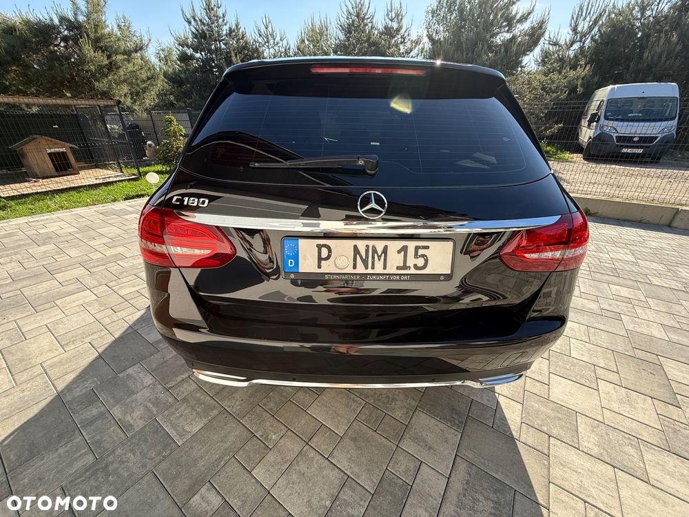 Mercedes-Benz Klasa C 180 7G-TRONIC Exclusive - 11